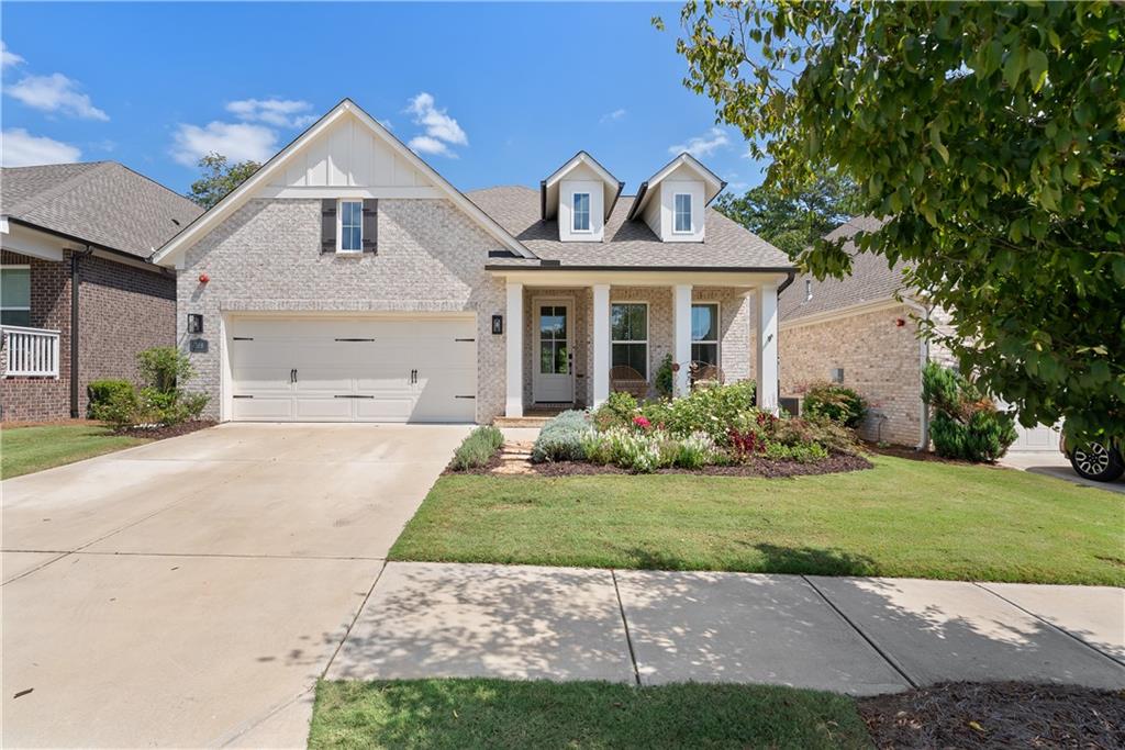 318 Carriage Glen Lane