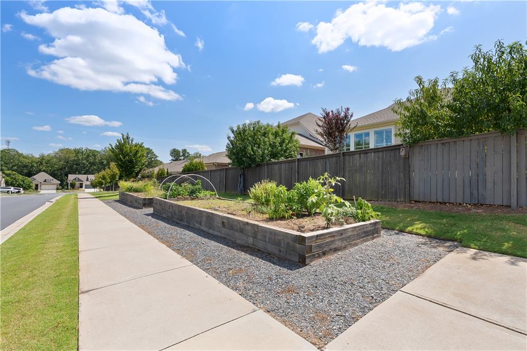 318 Carriage Glen Lane