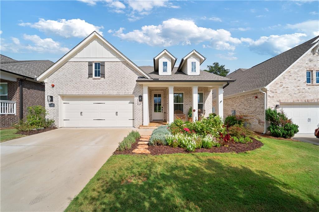318 Carriage Glen Lane