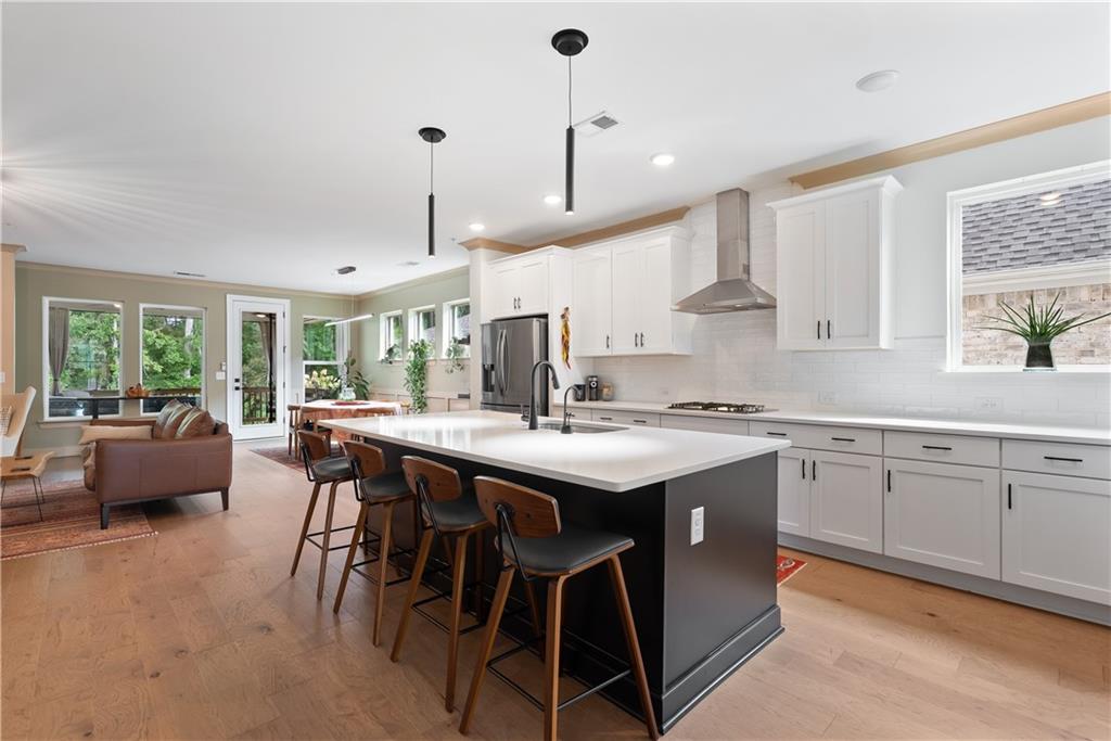 318 Carriage Glen Lane