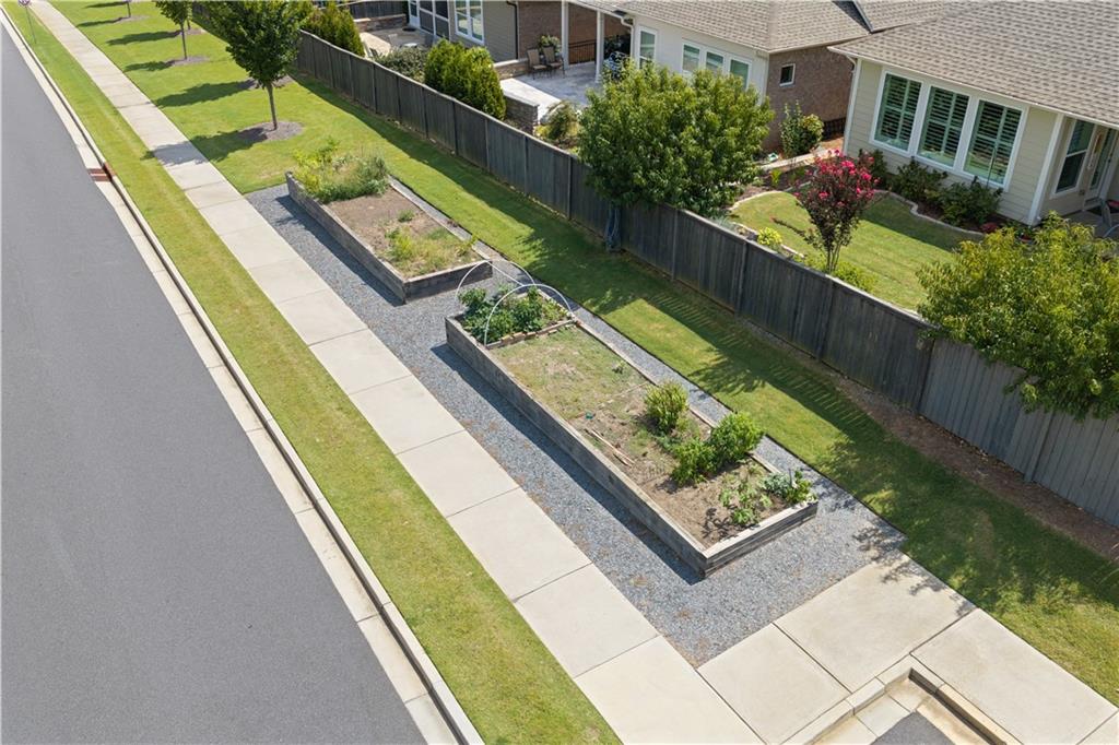 318 Carriage Glen Lane