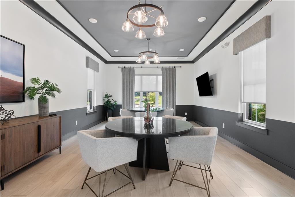 318 Carriage Glen Lane