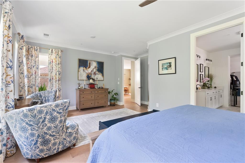 318 Carriage Glen Lane