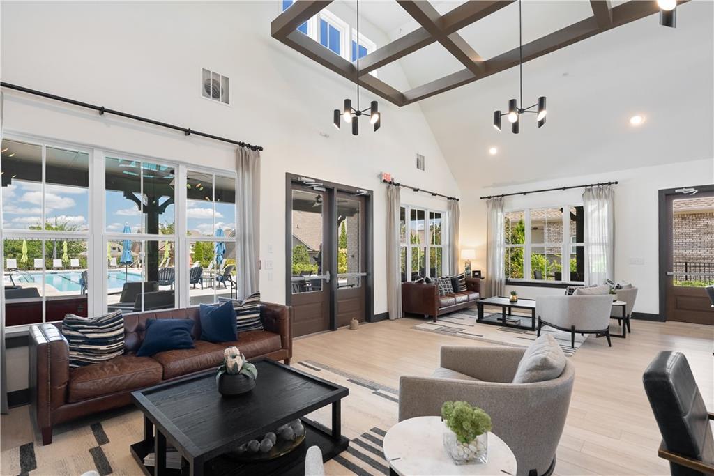 318 Carriage Glen Lane