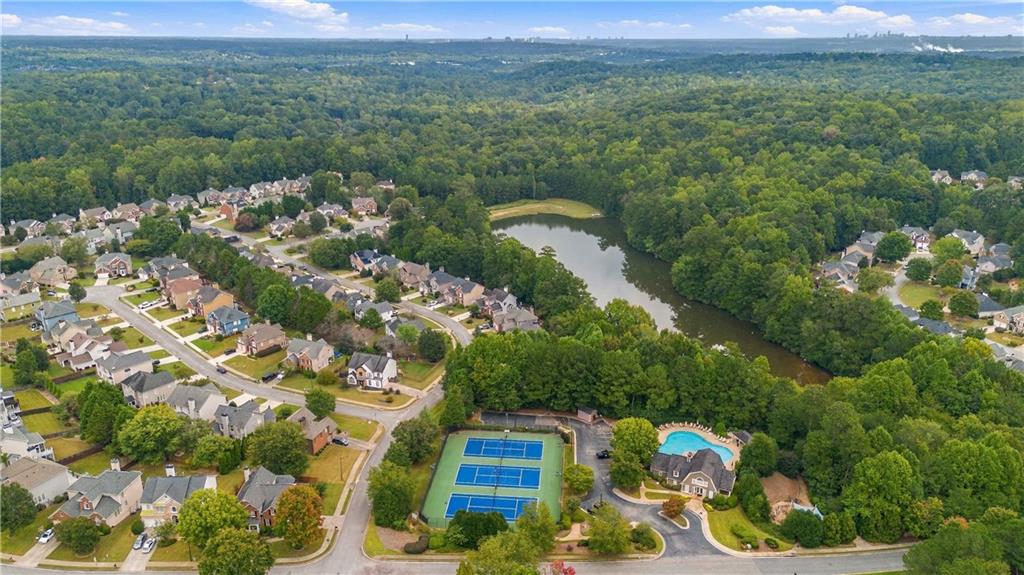 5348 Vinings Lake View SW
