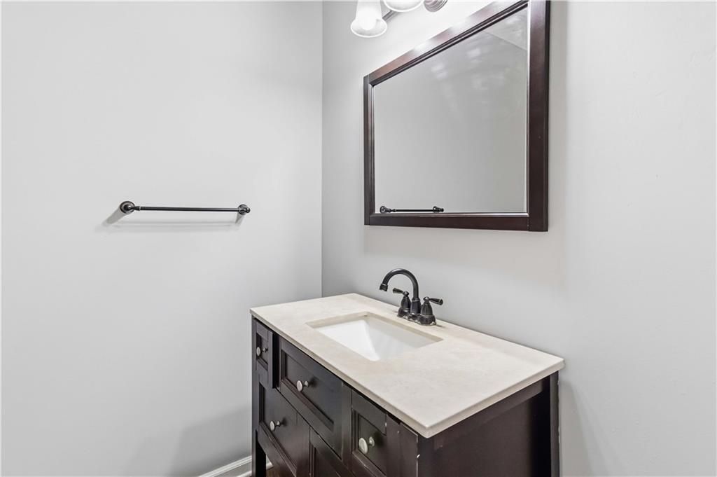 2226 Major Loring Way SW