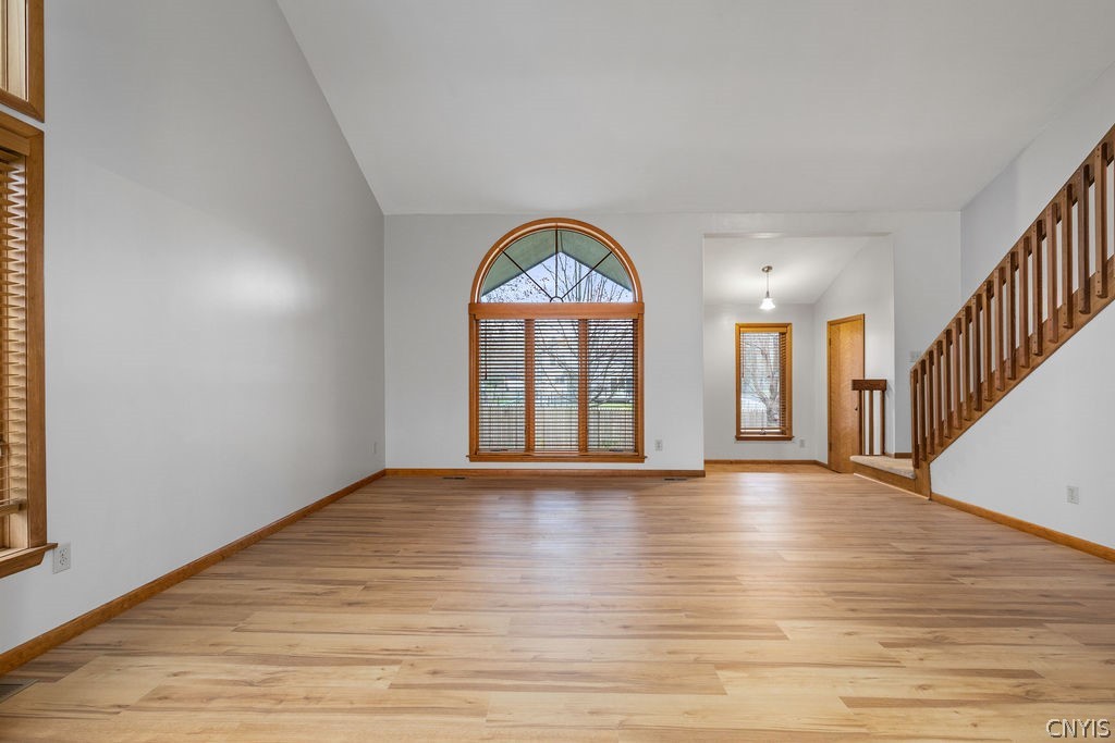 3293 Greenleafe Drive