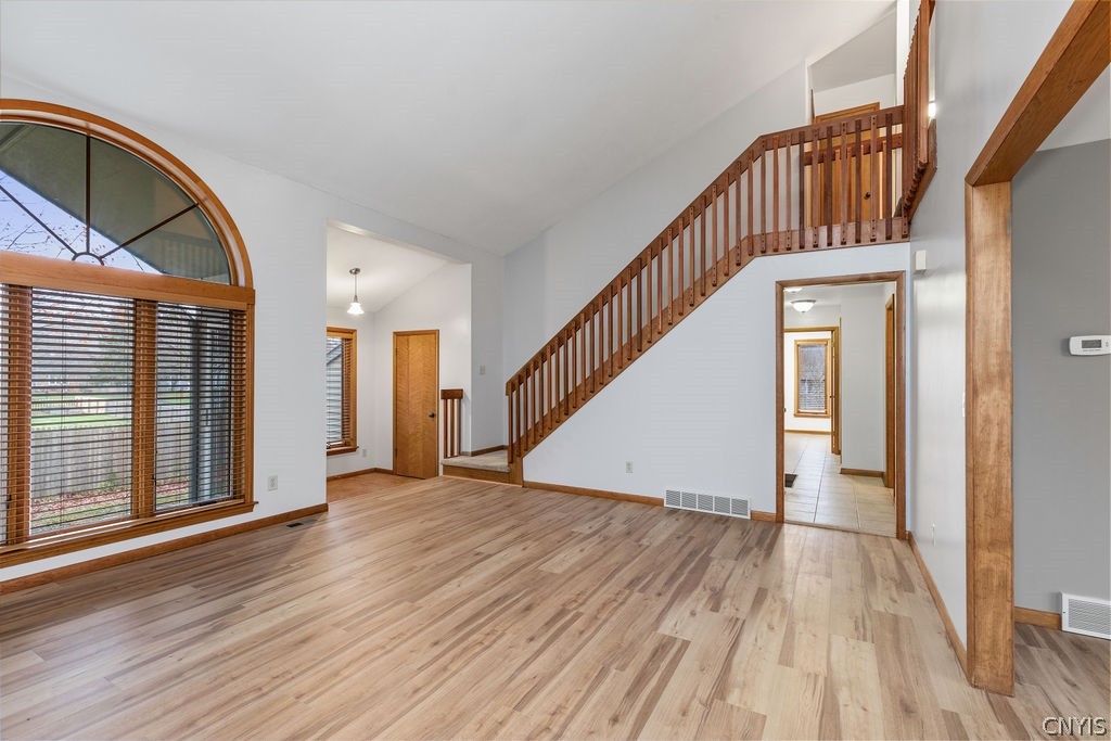 3293 Greenleafe Drive