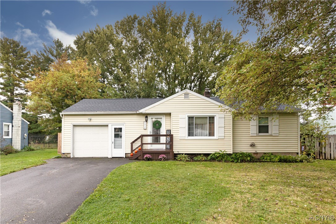 6458 Lakeshore Road