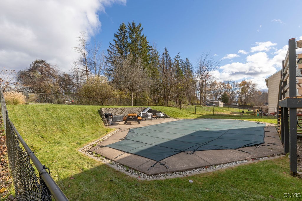 9418 Birch Tree Road