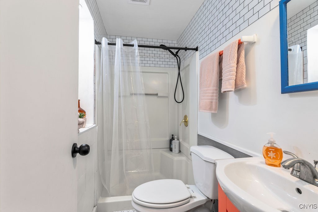 9418 Birch Tree Road