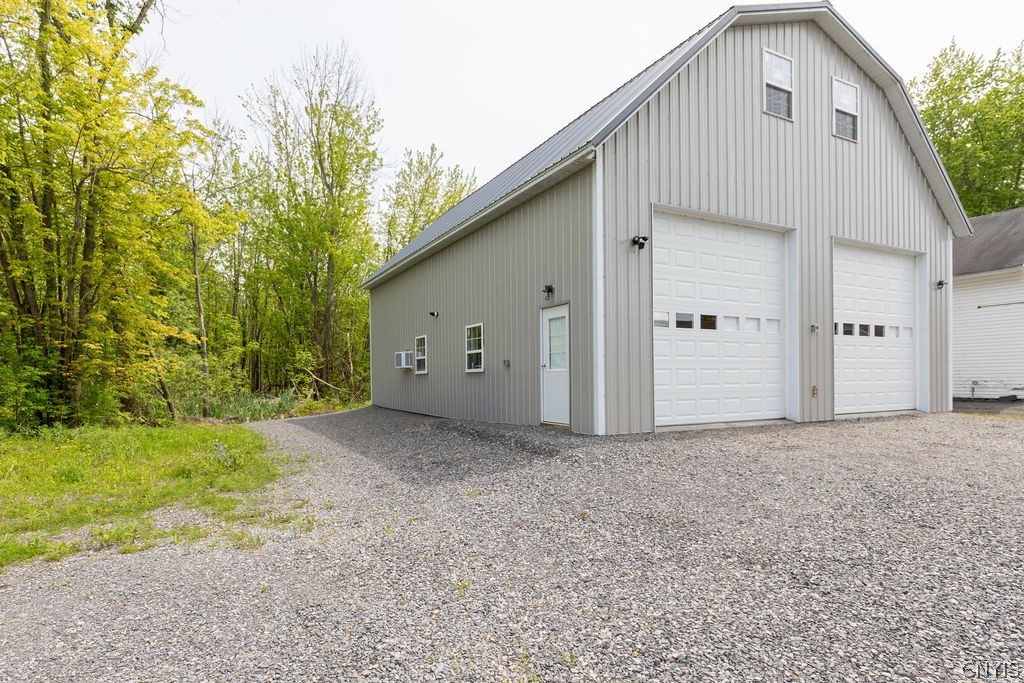 7649 Tuttle Road