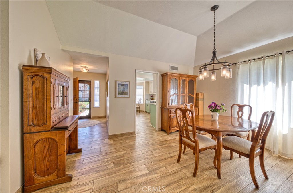 1407 Sunrise Circle N