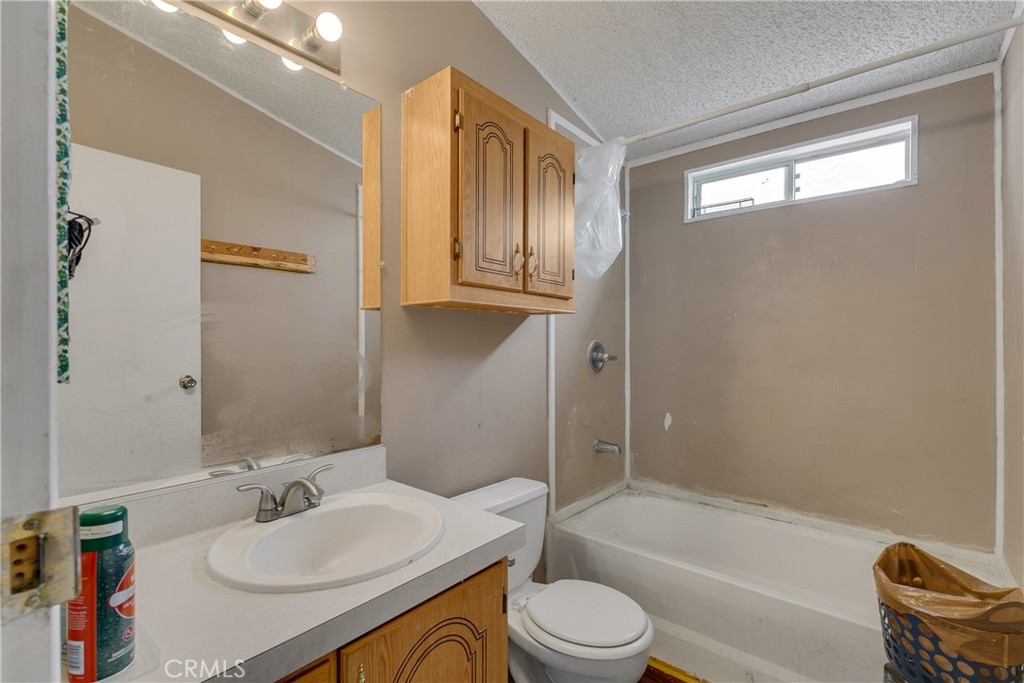 1855 Riverside Dr 264