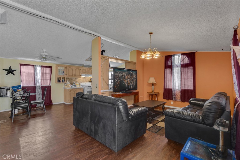 1855 Riverside Dr 264