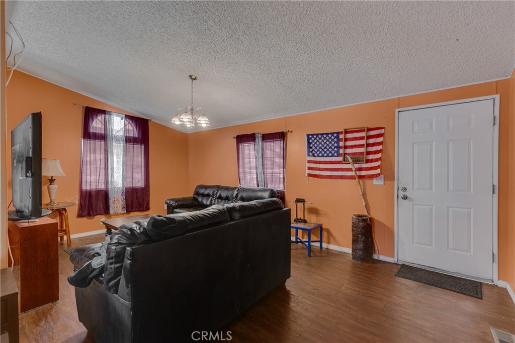 1855 Riverside Dr 264