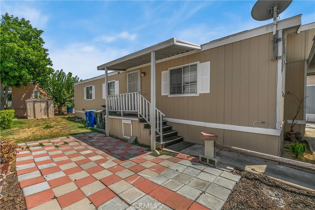 1855 Riverside Dr 264