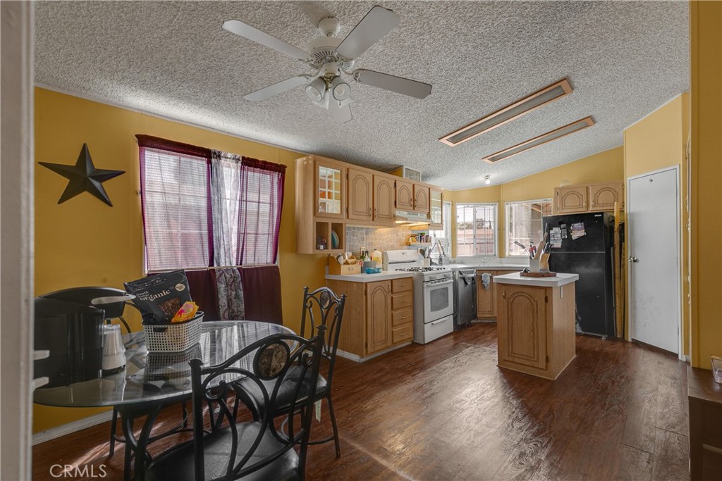 1855 Riverside Dr 264