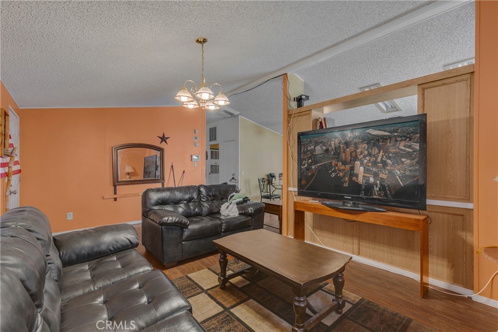 1855 Riverside Dr 264