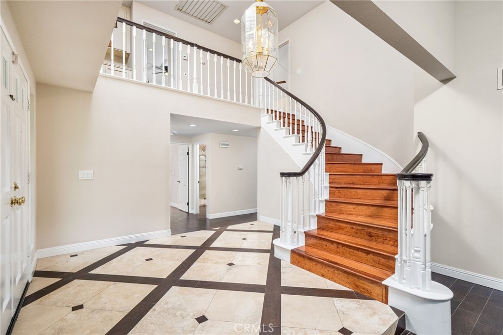 1753 Orangewood Avenue