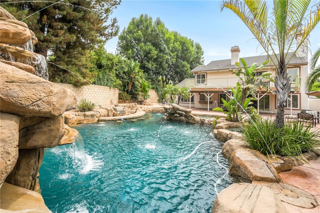 1753 Orangewood Avenue