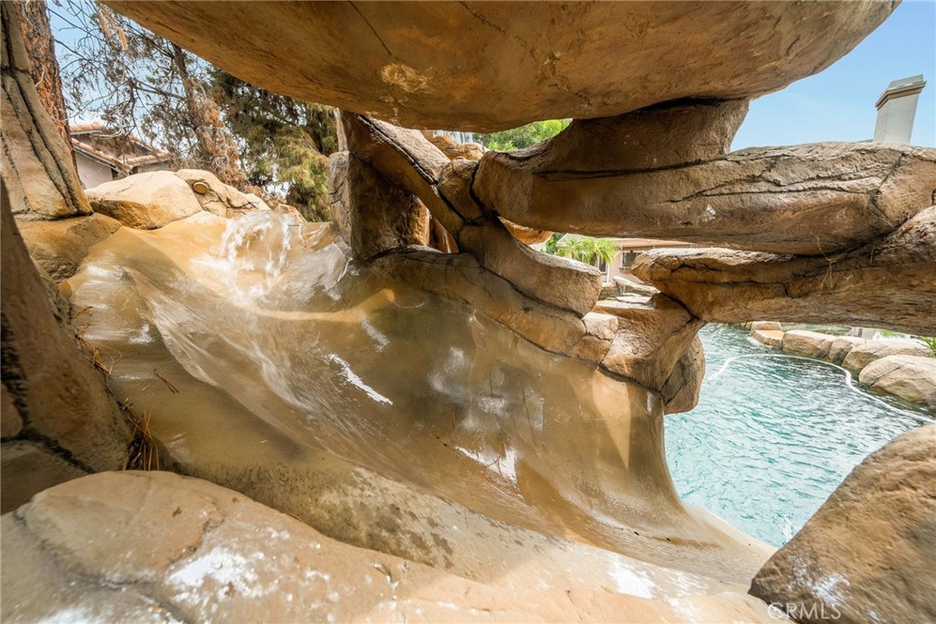 1753 Orangewood Avenue