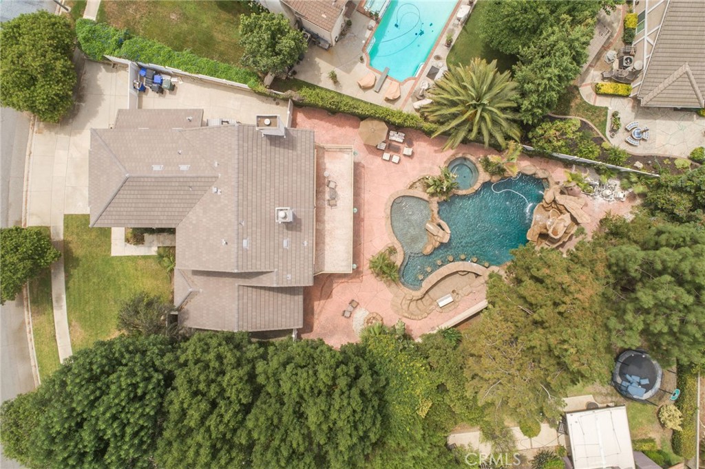 1753 Orangewood Avenue