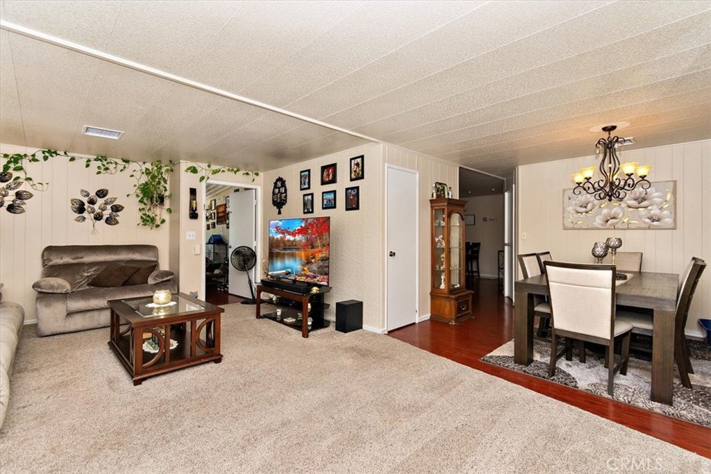 5800 Hamner Avenue 657