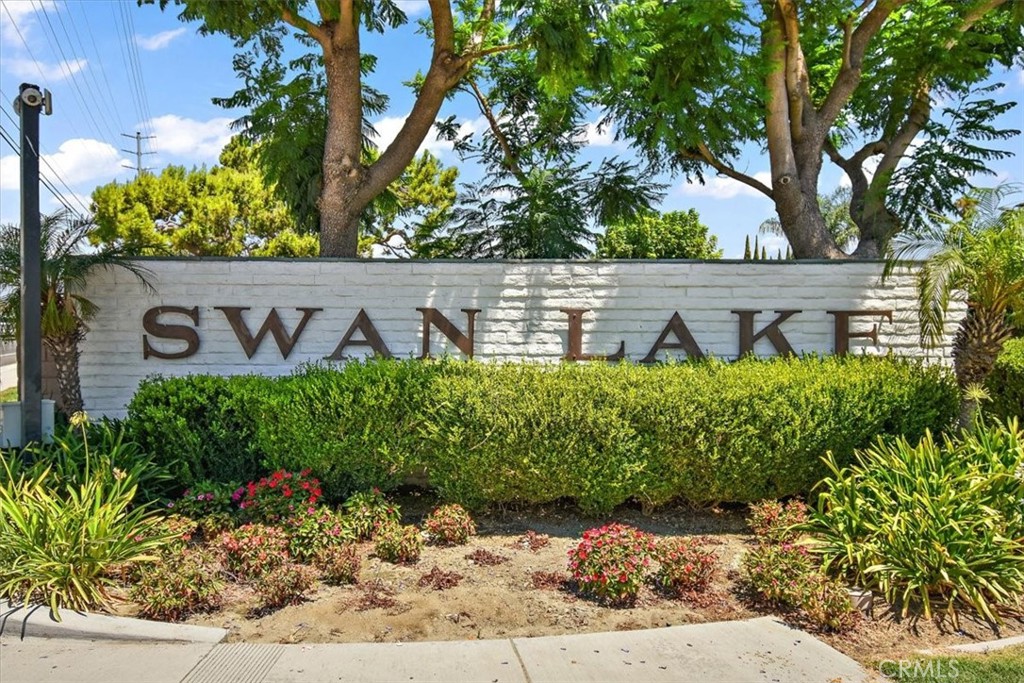 5800 Hamner Avenue 657