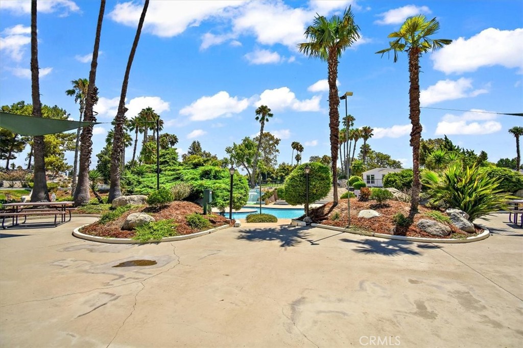 5800 Hamner Avenue 657