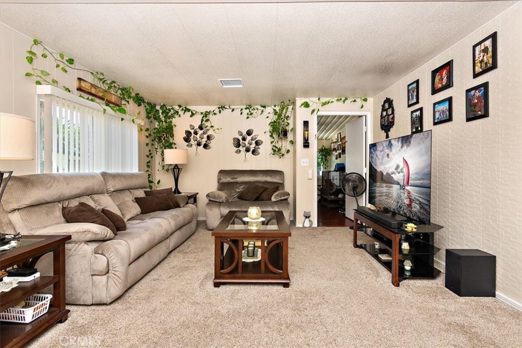 5800 Hamner Avenue 657