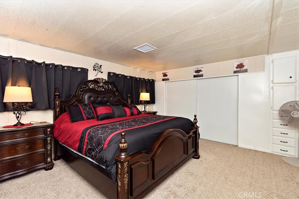 5800 Hamner Avenue 657