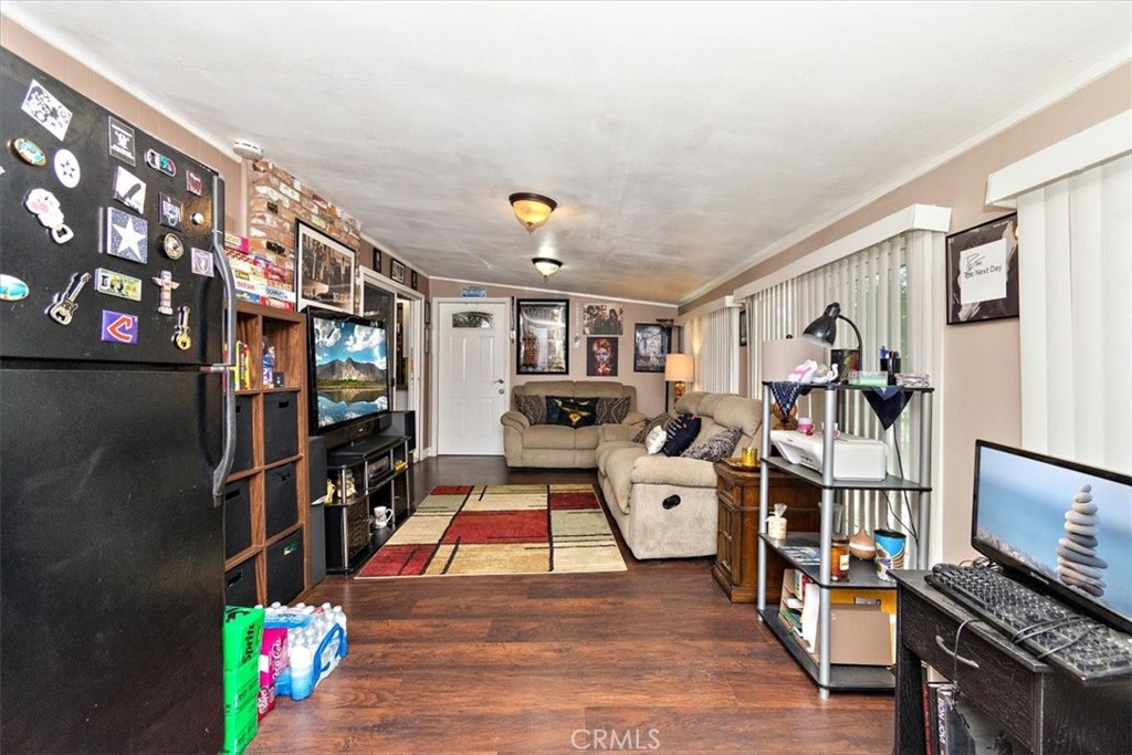 5800 Hamner Avenue 657