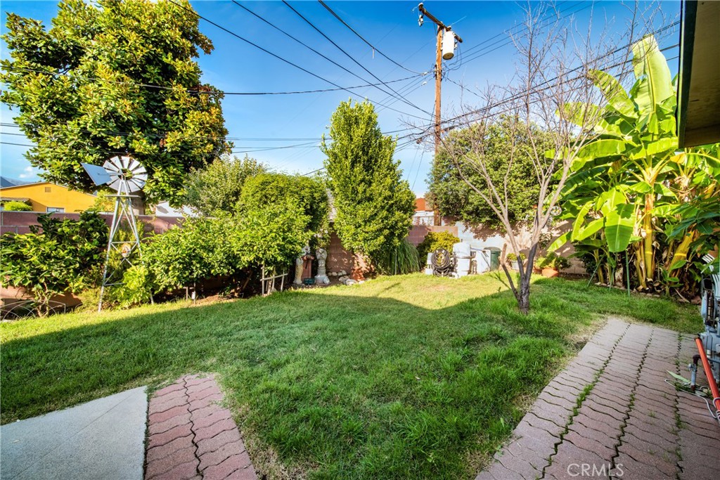 1012 N Pasadena Avenue