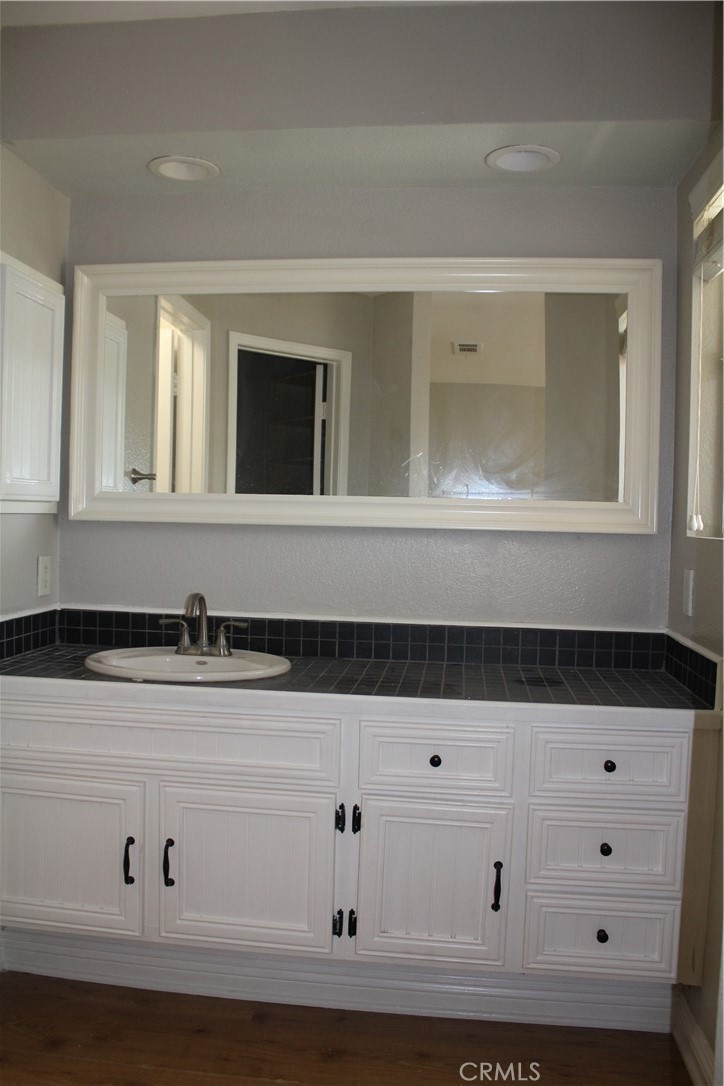 1023 Vista Del Cerro Drive 101