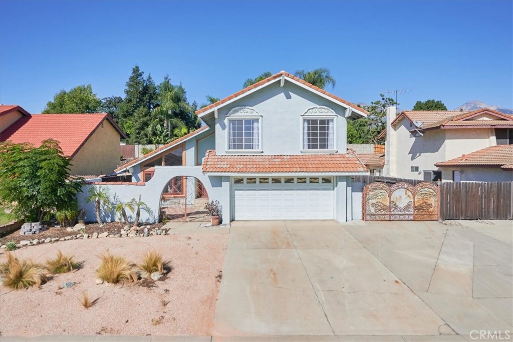 1355 Coronado Street