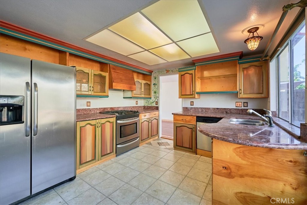 1355 Coronado Street