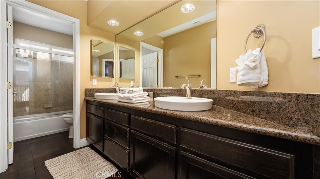 23952 Via De Gema Linda