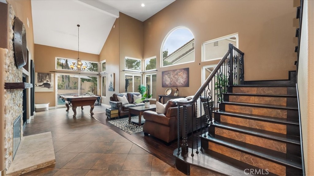 23952 Via De Gema Linda