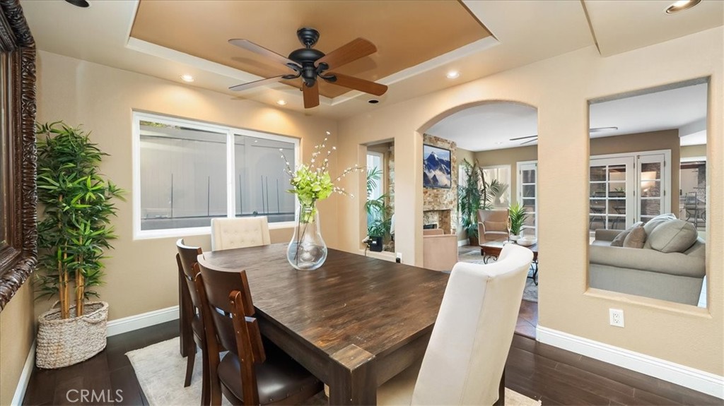 23952 Via De Gema Linda