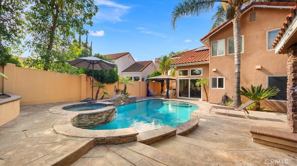 23952 Via De Gema Linda