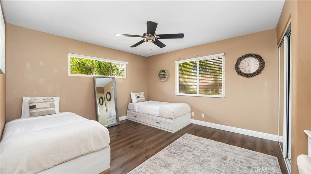 23952 Via De Gema Linda