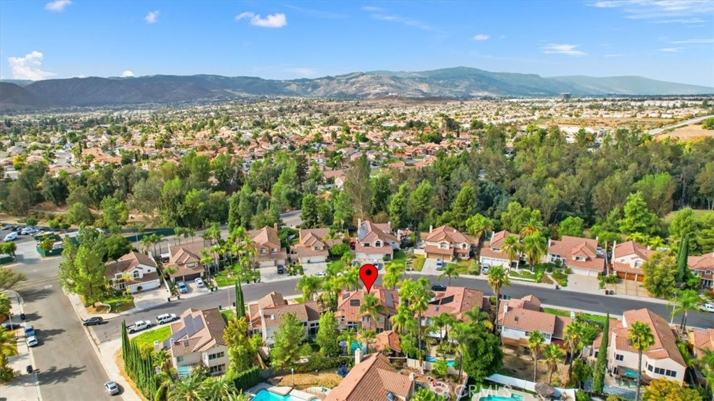 23952 Via De Gema Linda