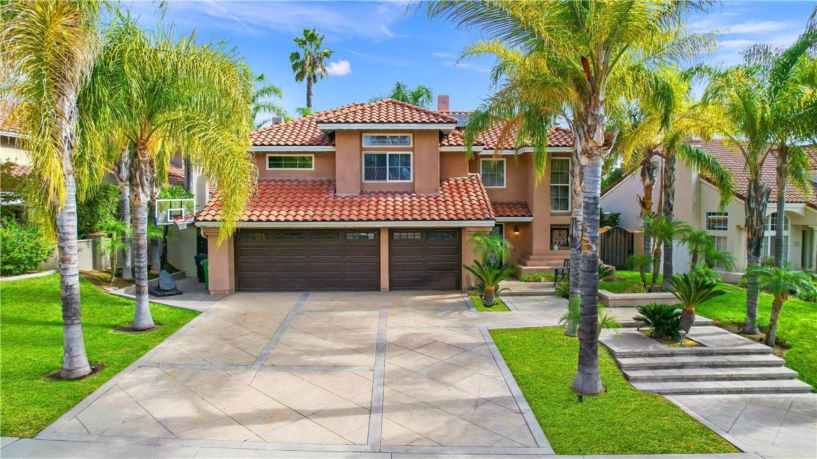 23952 Via De Gema Linda