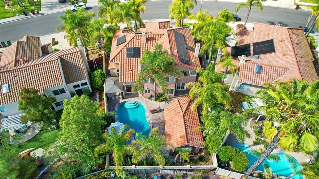 23952 Via De Gema Linda