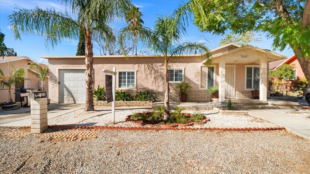 1445 N Florida Street