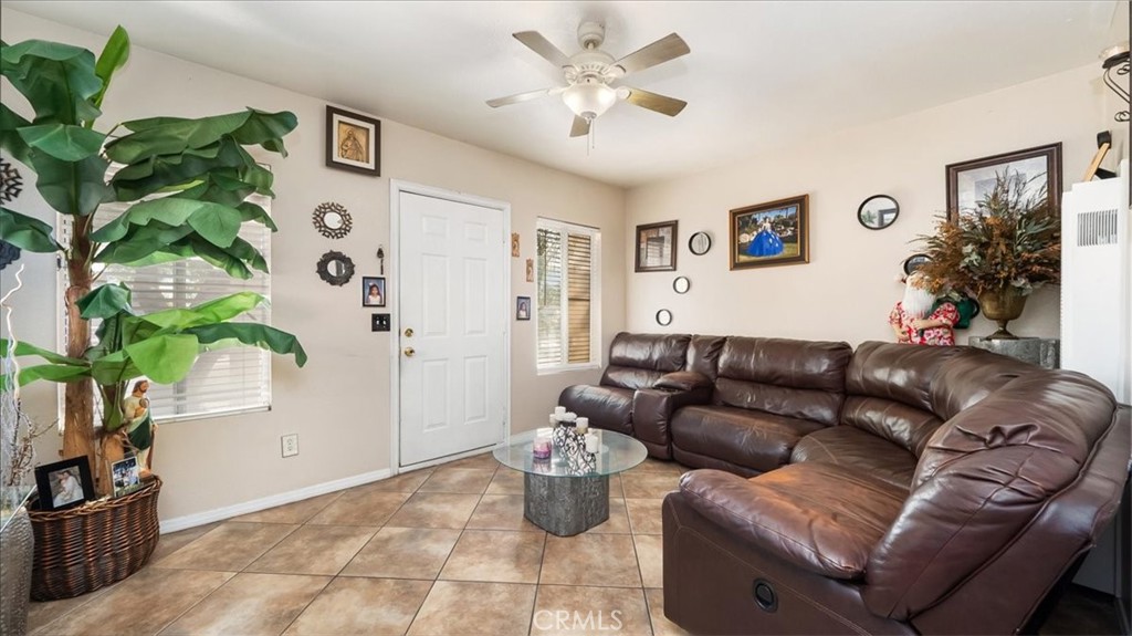 1445 N Florida Street