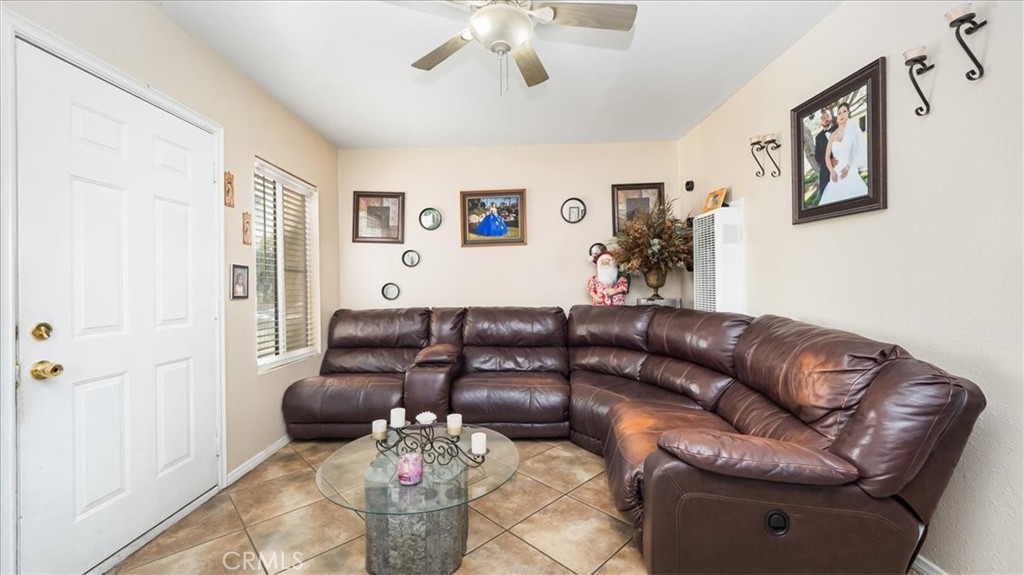 1445 N Florida Street