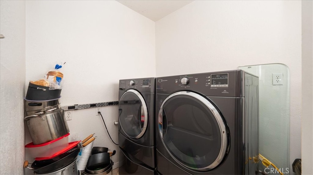 1445 N Florida Street