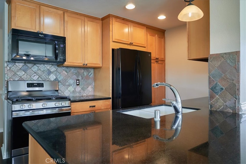 3924 Yellowstone Circle